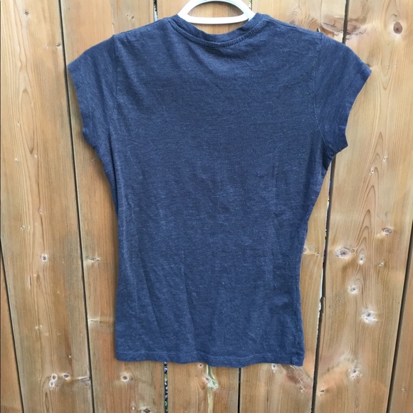 Jurassic Park T-shirt - Picture 2 of 2